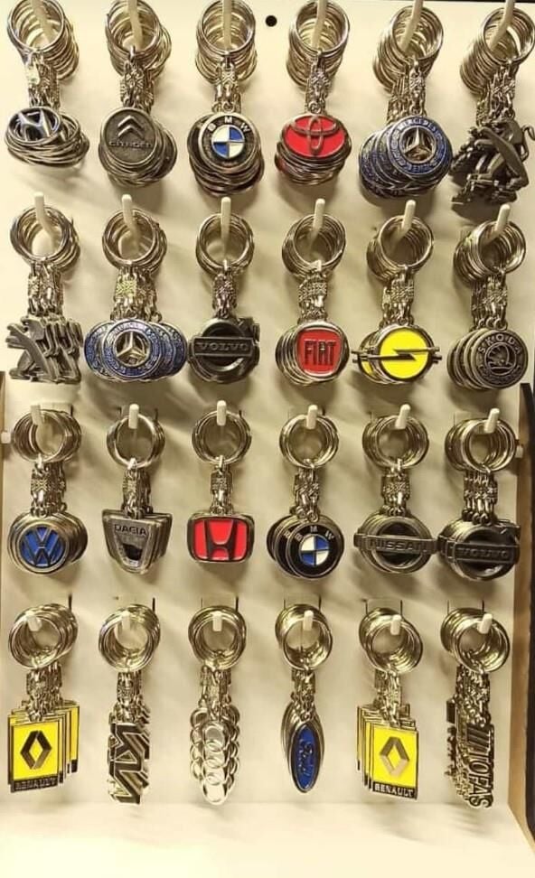 Araba Marka Logolu Anahtarlık*288